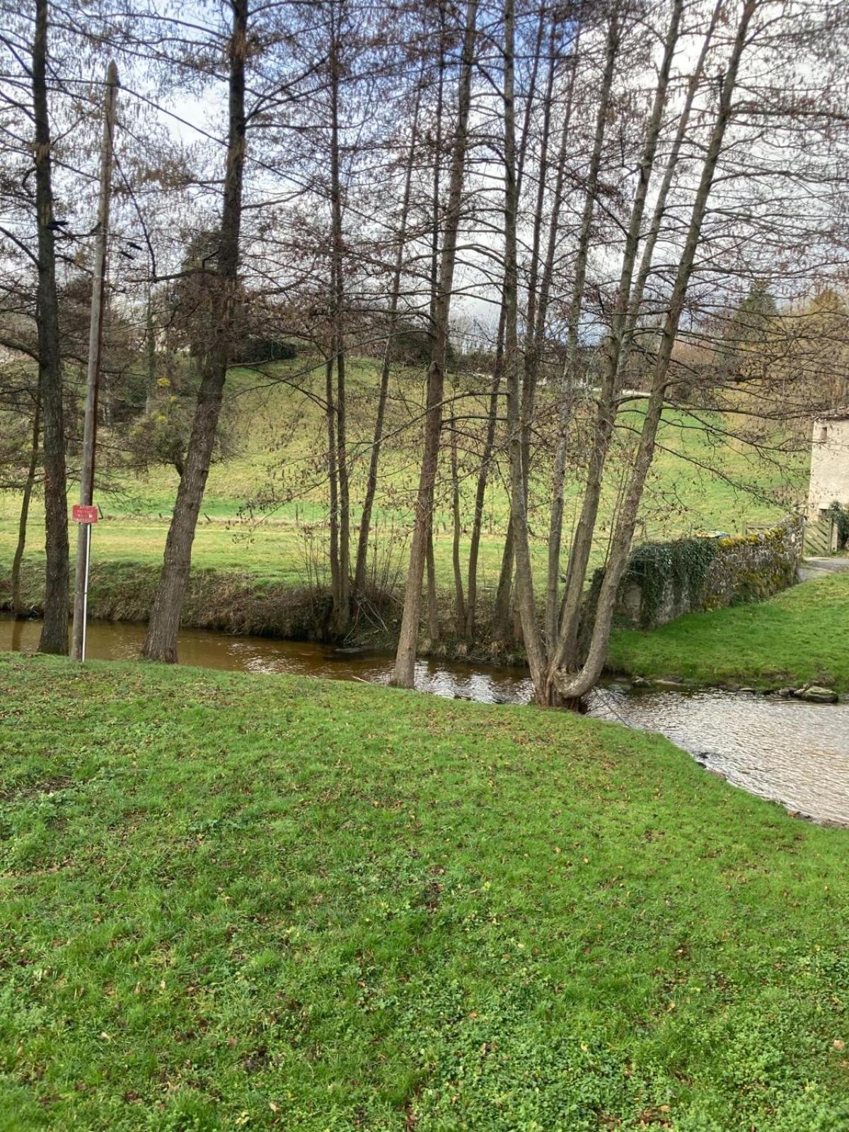 Jolie Maison De Campagne, Compostelle Soleymieux Zewnętrze zdjęcie